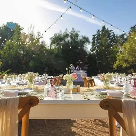 Ktima Loumoumba, Private