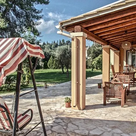 Ktima Loumoumba, Private Gouvia