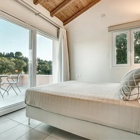 Ktima Loumoumba, Private Villa Gouvia