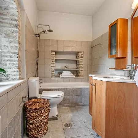 Ktima Loumoumba, Private Villa