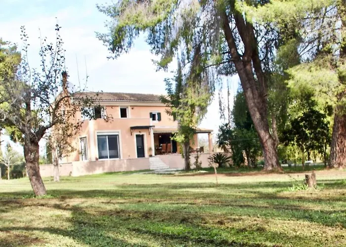 Ktima Loumoumba, Private * גאוביה